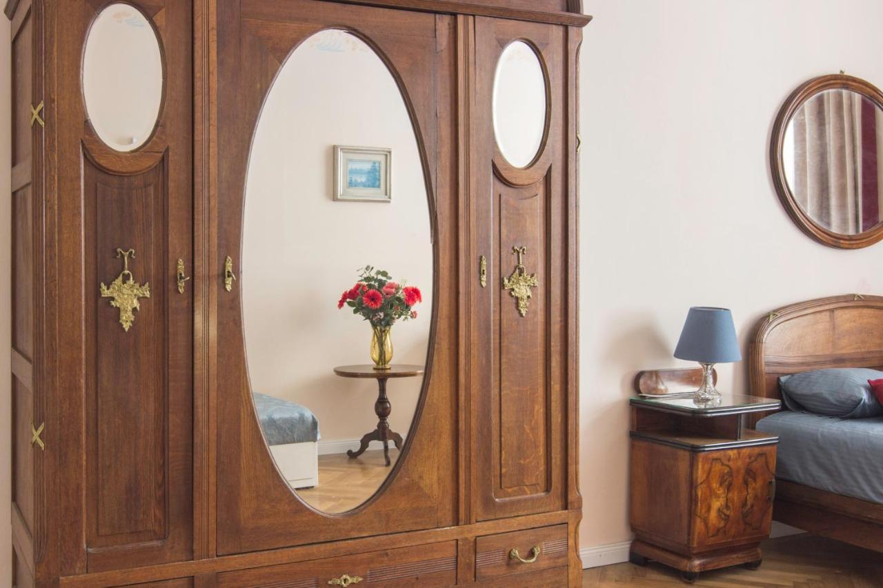 Prague Castle Apartment Vintage ภายนอก รูปภาพ